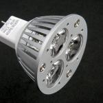 SERIE TG LED Lâmpada tipo dichroic, corpo Alumínio, óptica Transparente GU5.3 3x3W