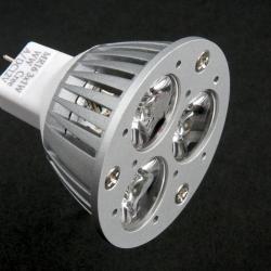 SERIE MG LED Lámpara tipo dicroica, Cuerpo Aluminio, óptica Transparente GU5.3 3x3W